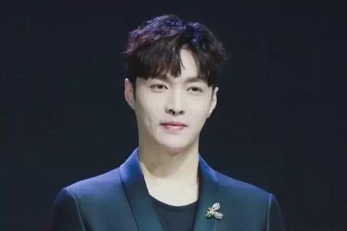 吃瓜娱乐圈男艺人是谁,揭秘“吃瓜娱乐圈男艺人”之谜  第3张